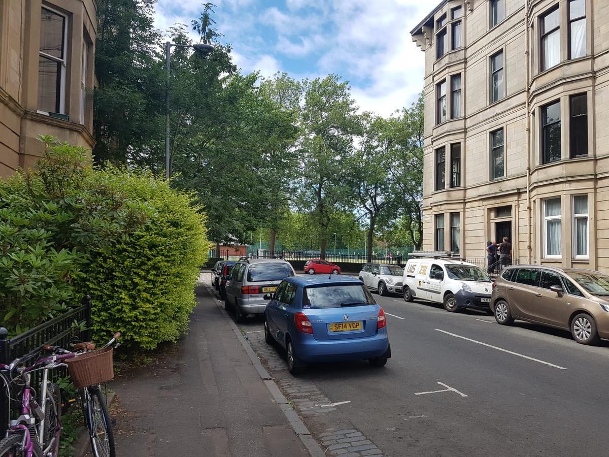 Bentinck Street Ground Floor Apartment Glasgow Bagian luar foto