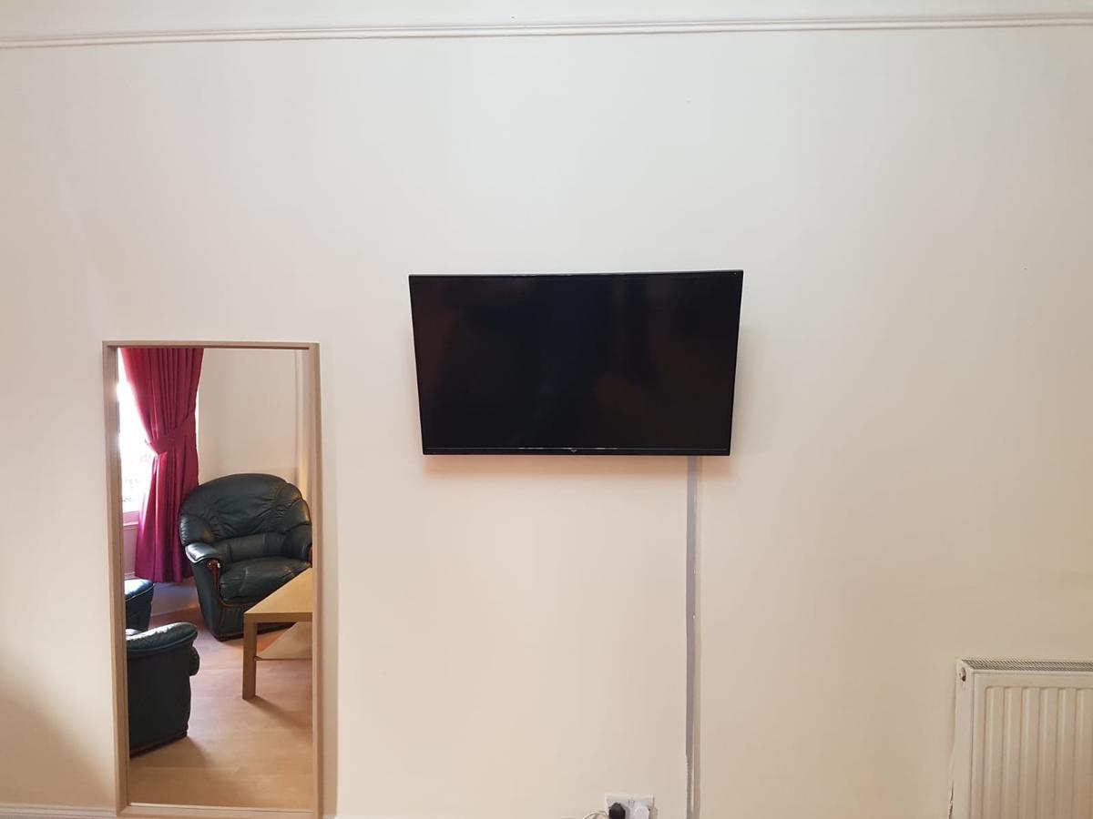 Bentinck Street Ground Floor Apartment Glasgow Bagian luar foto